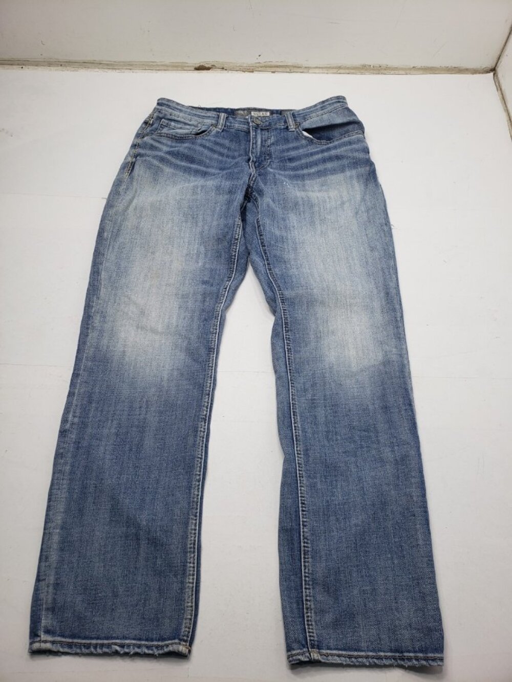 BKE Nolan Men's Jeans 34R Straight Leg Light Wash Distressed Faded Denim